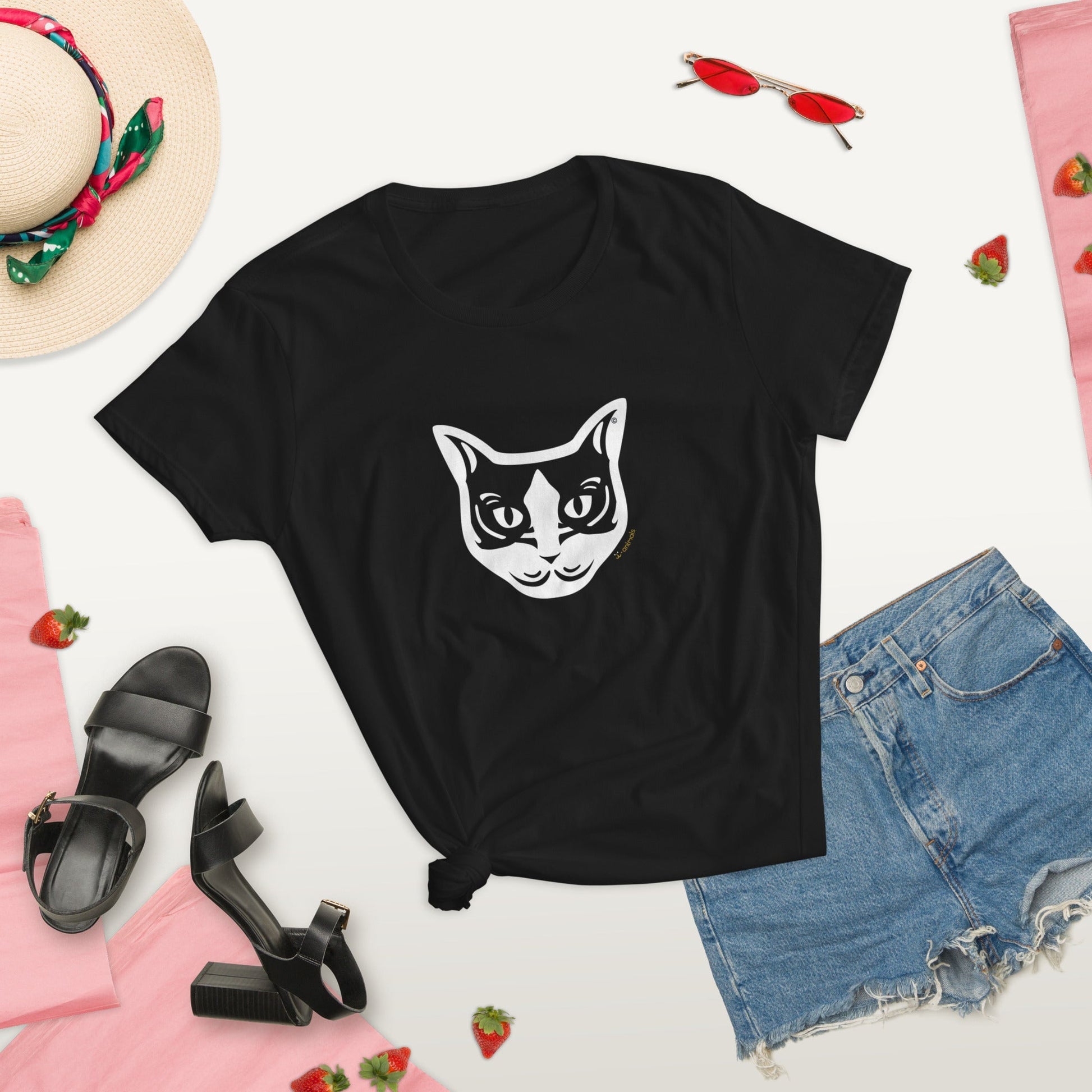 Camiseta feminina de manga curta - Gato preto e branco - Tribal i-animals